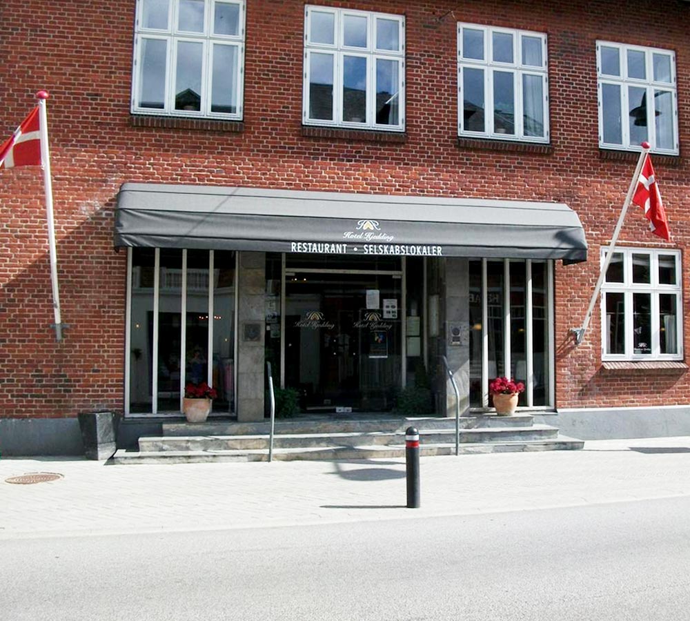 Hotel Hjedding facade